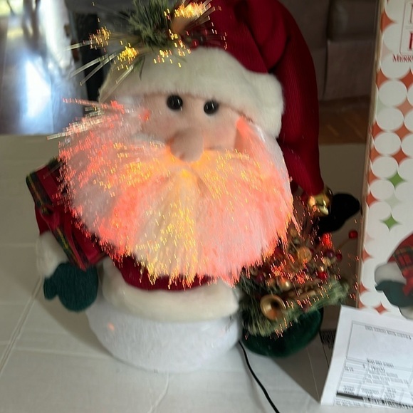 VTG-Merry Bright-14 inch fiber optic Santa with present. Adapter included.